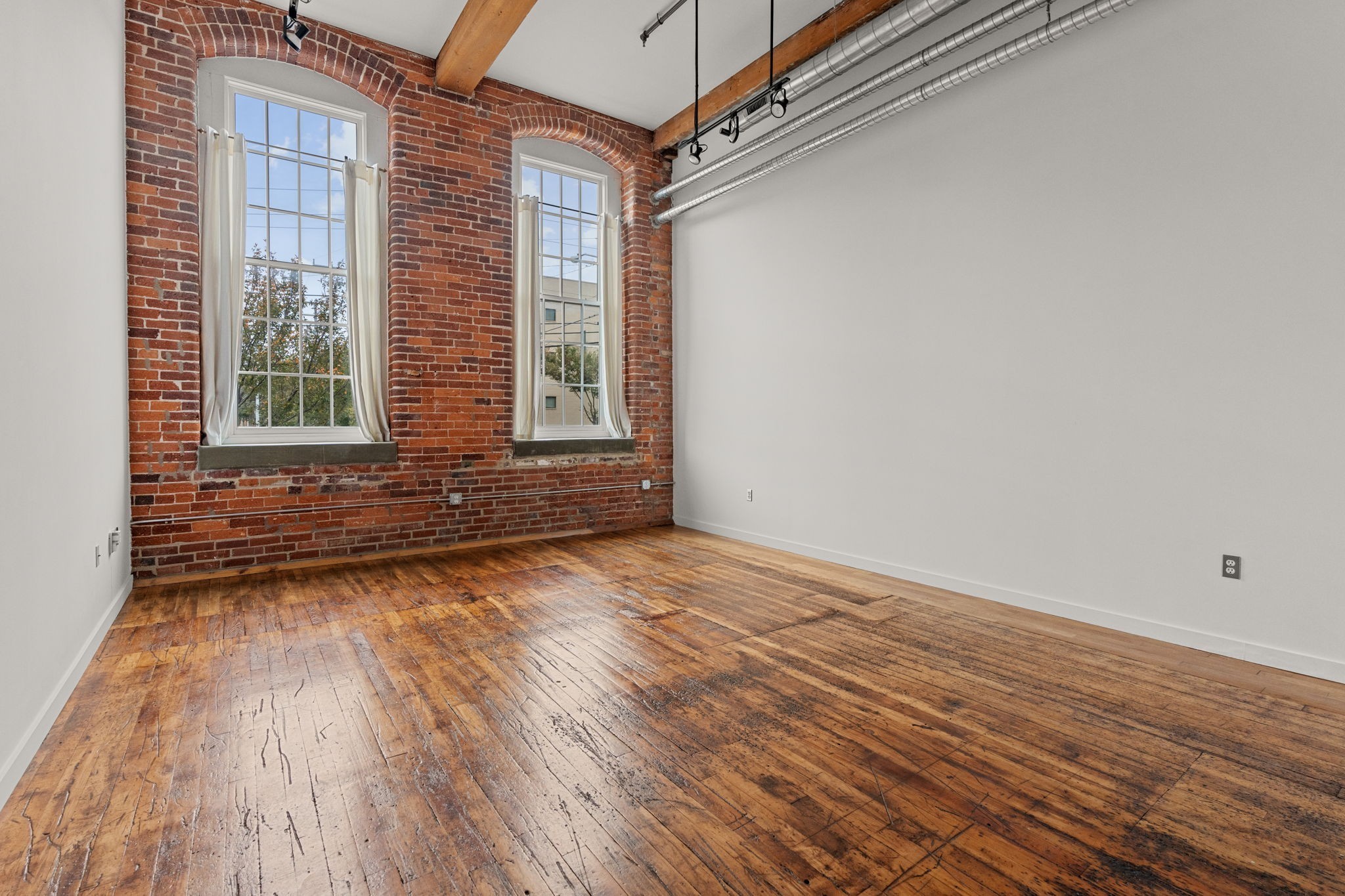 1350 Rosa L Parks Blvd 347