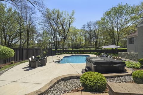6239 Bresslyn Rd Nashville TN 37205
