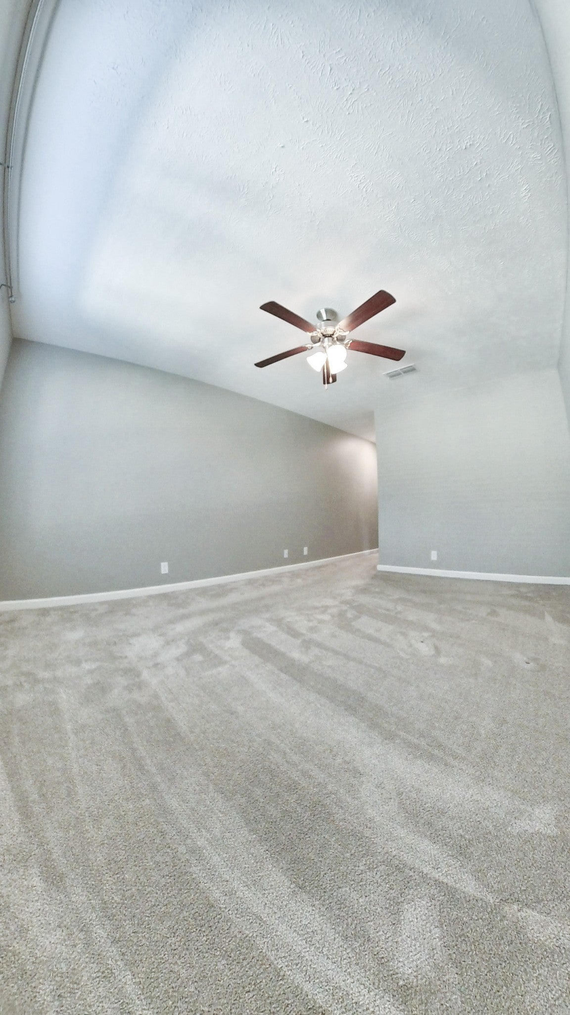 4420 Sunday Silence Way