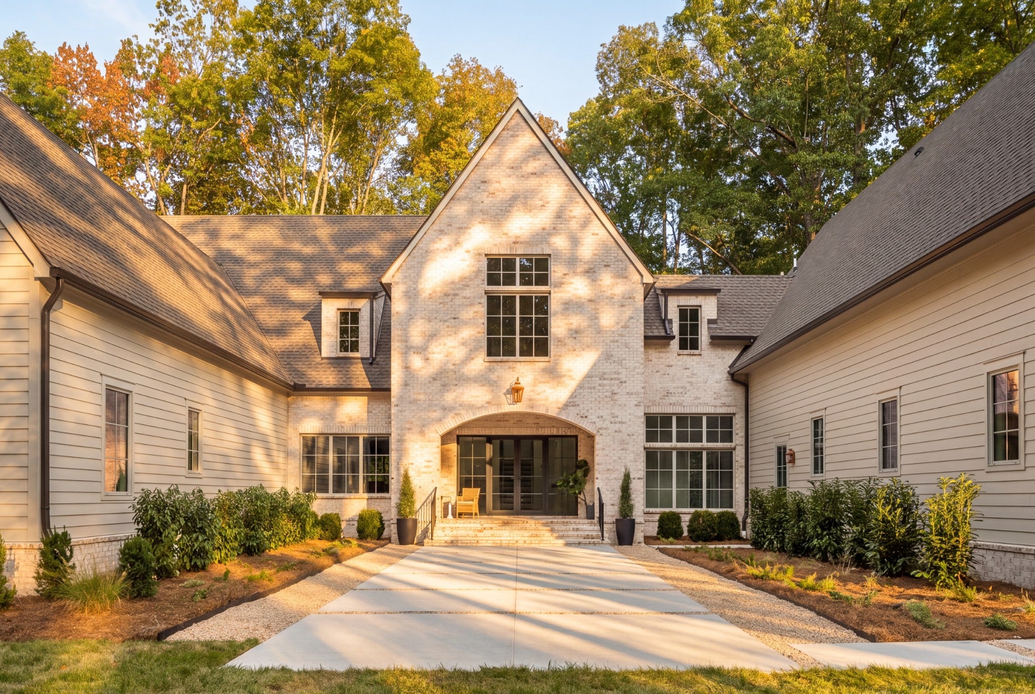 5900 Pinewood Rd