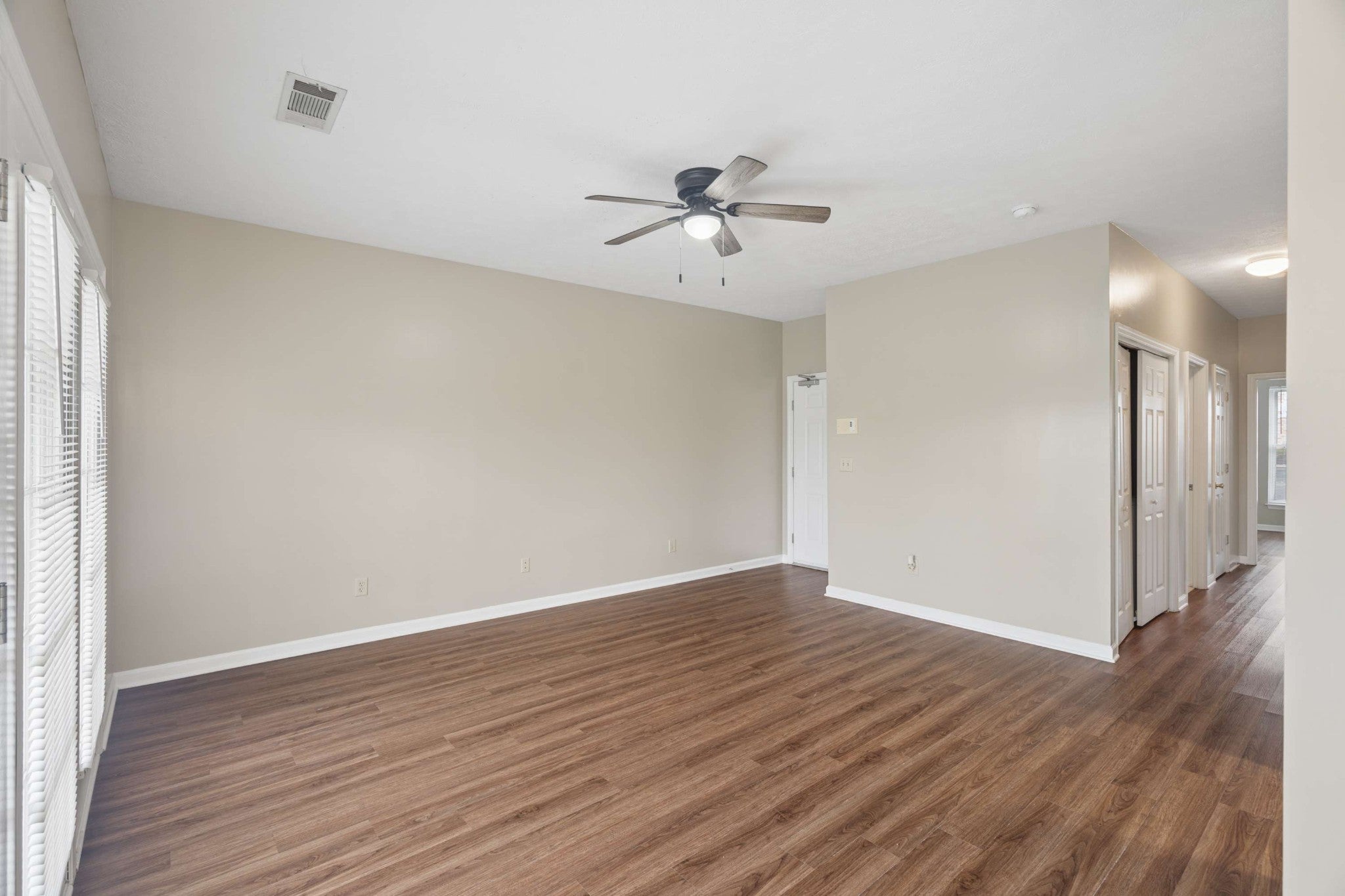 501 Churchill Xing