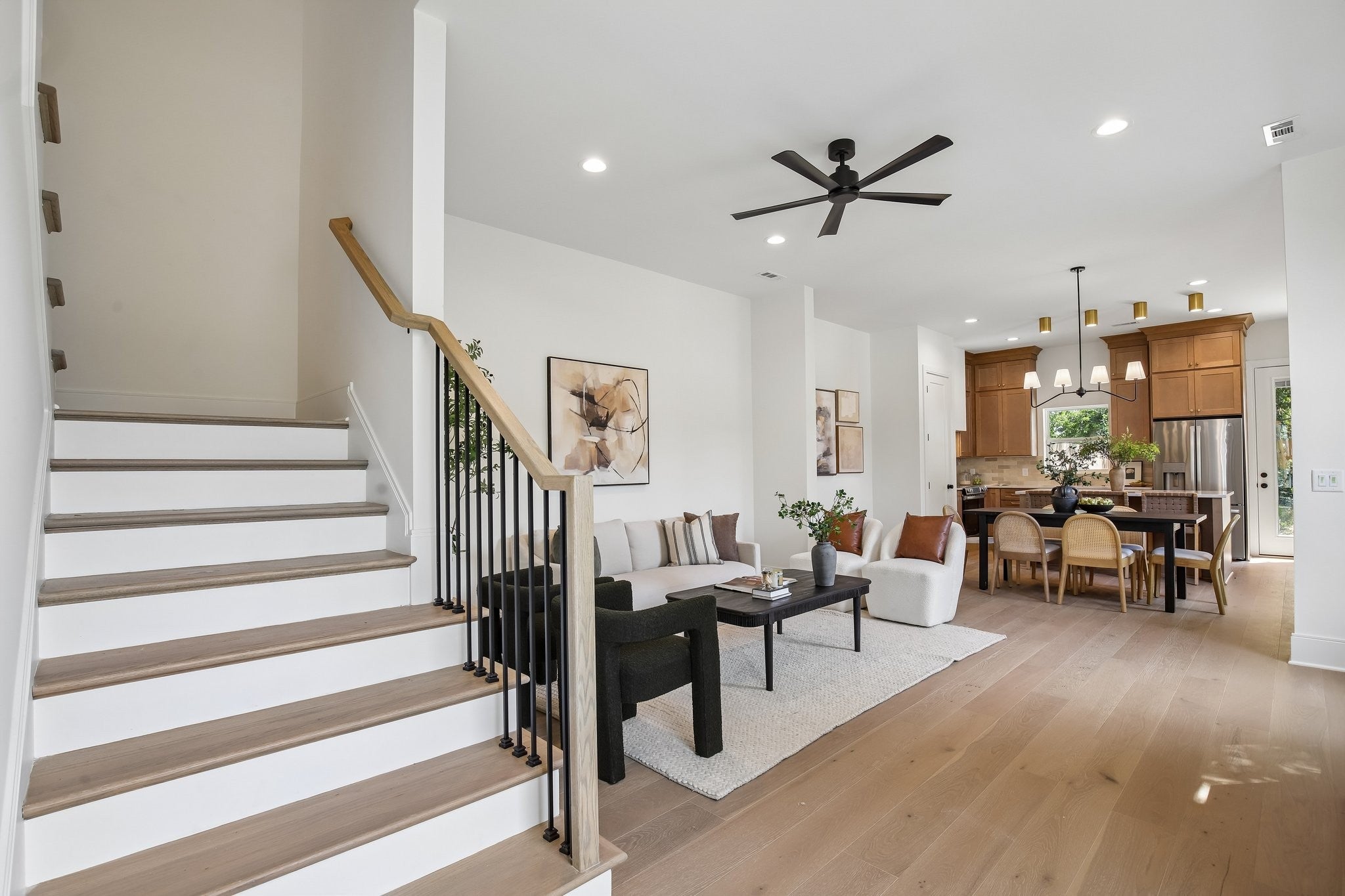 2013 Sultana Ave A