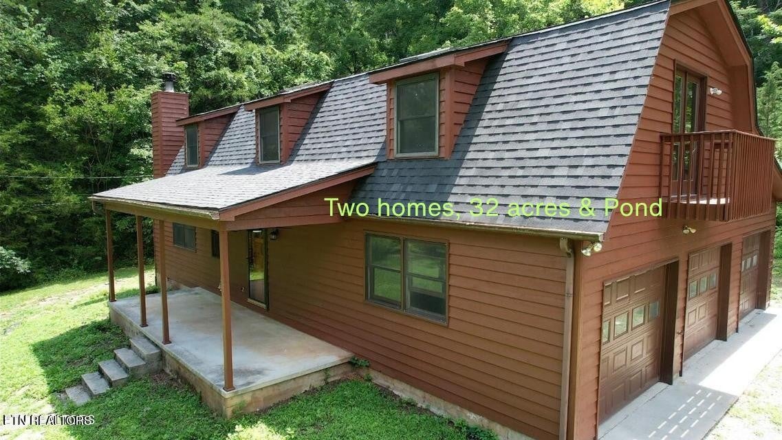 360 Front St