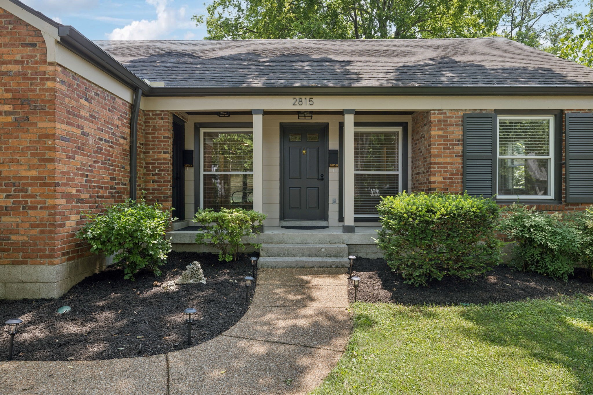 2815 Acklen