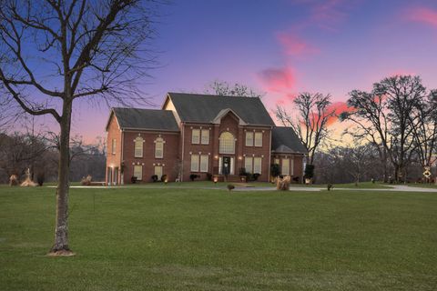 2132 Neelys Bend Rd Madison TN 37115