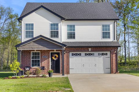 1006 Whitney Dr Clarksville TN 37042