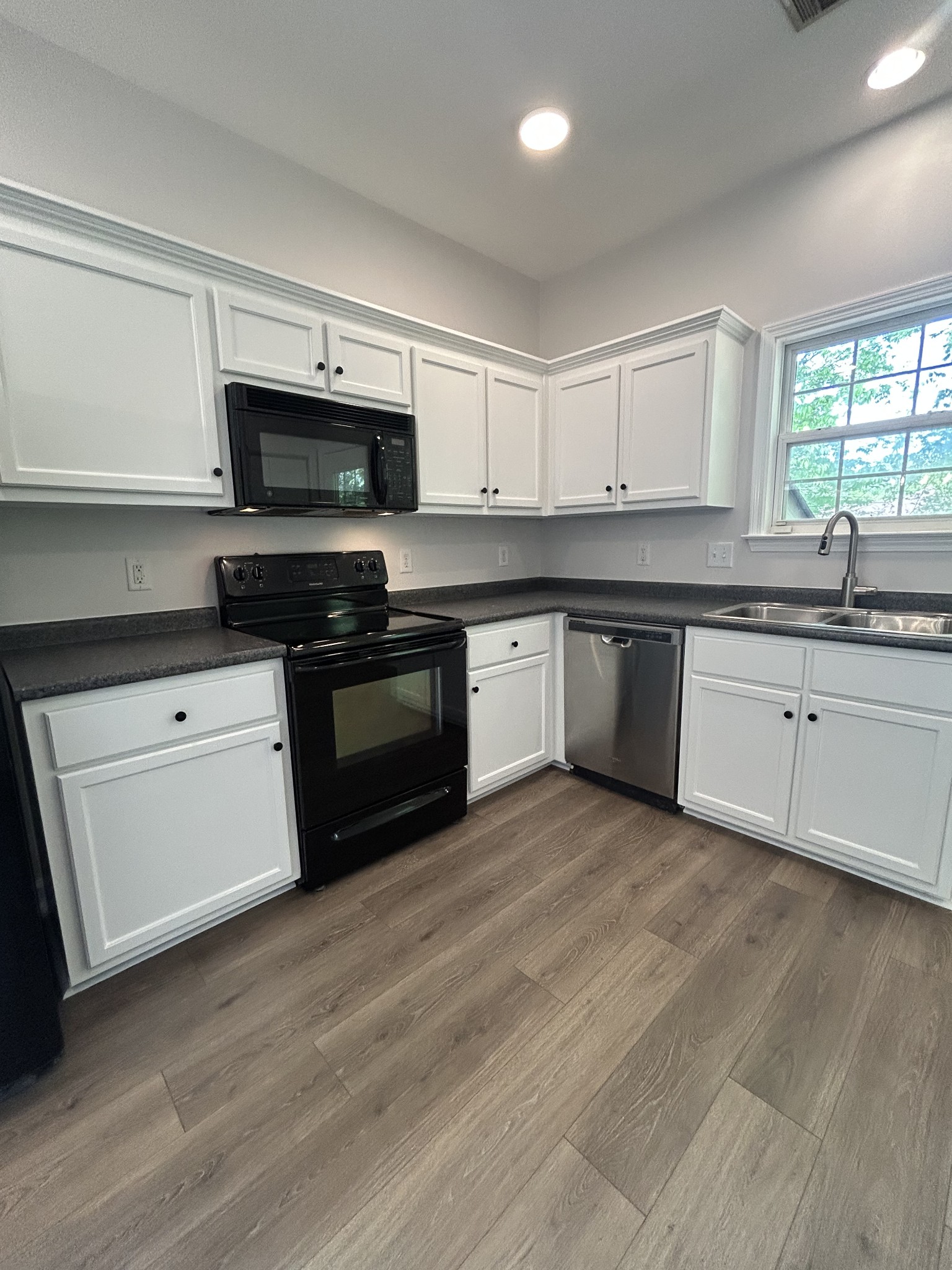 1011 Cashmere Dr