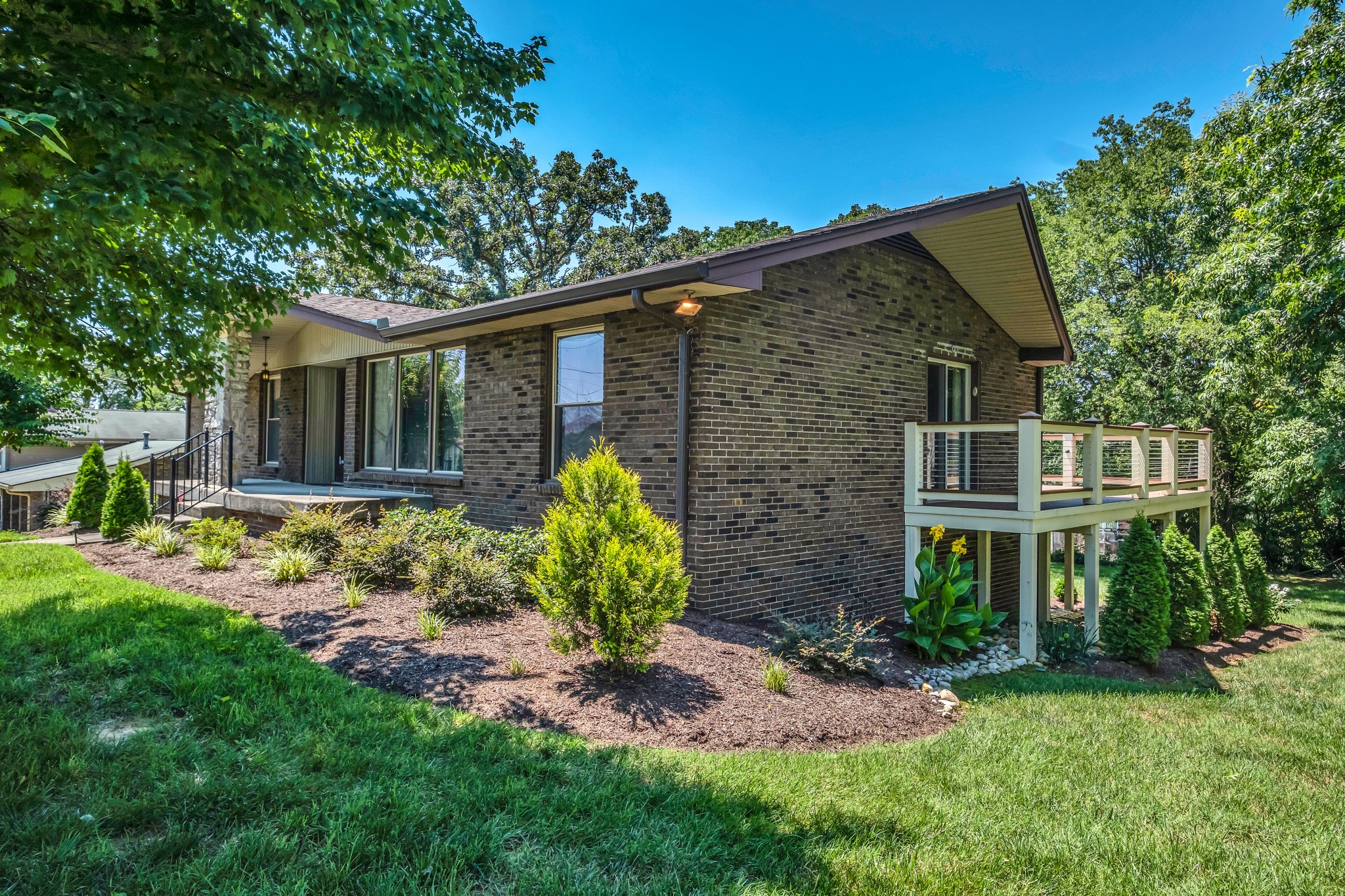 2633 Ravine Dr