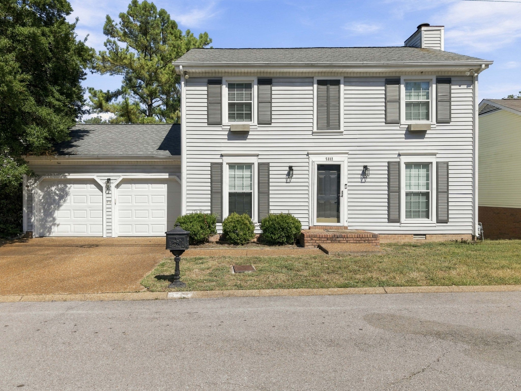 3-bed listing at 5312 Village Way, Nashville