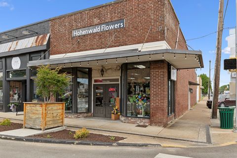 11 W Main St Hohenwald TN 38462