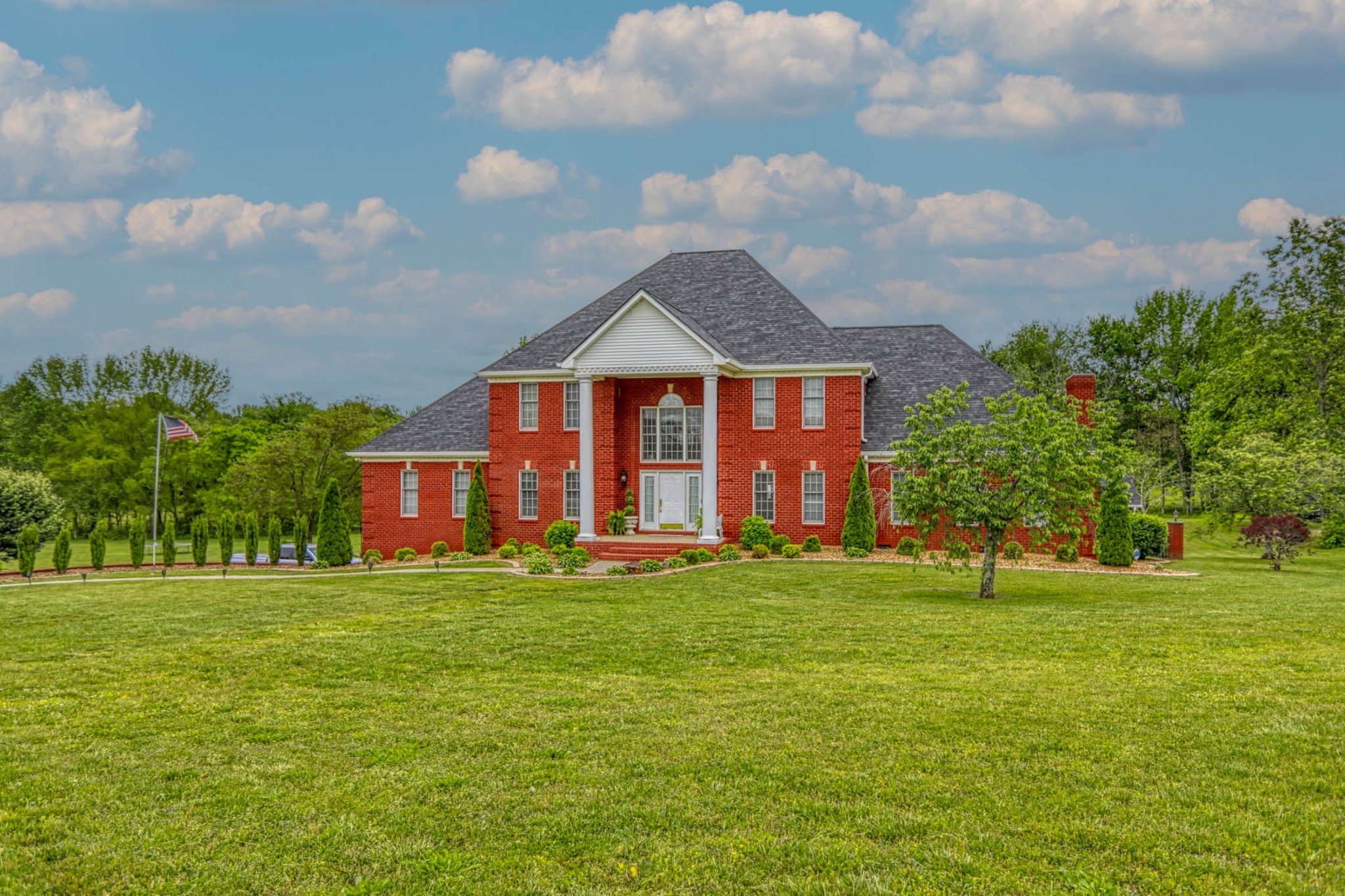 2025 Grandview Dr