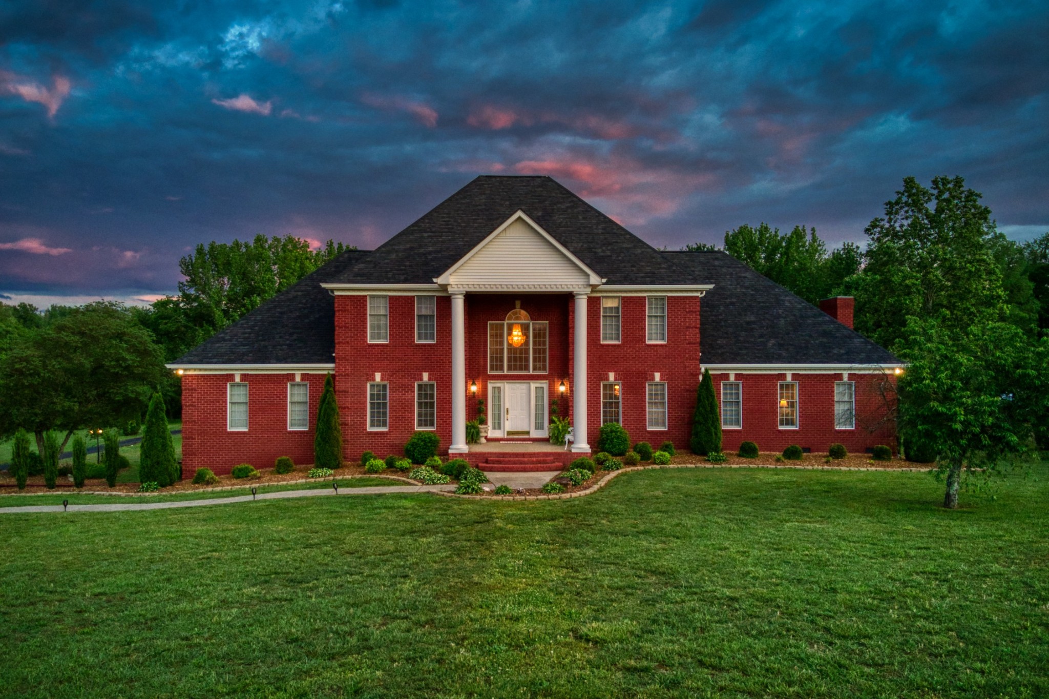 2025 Grandview Dr