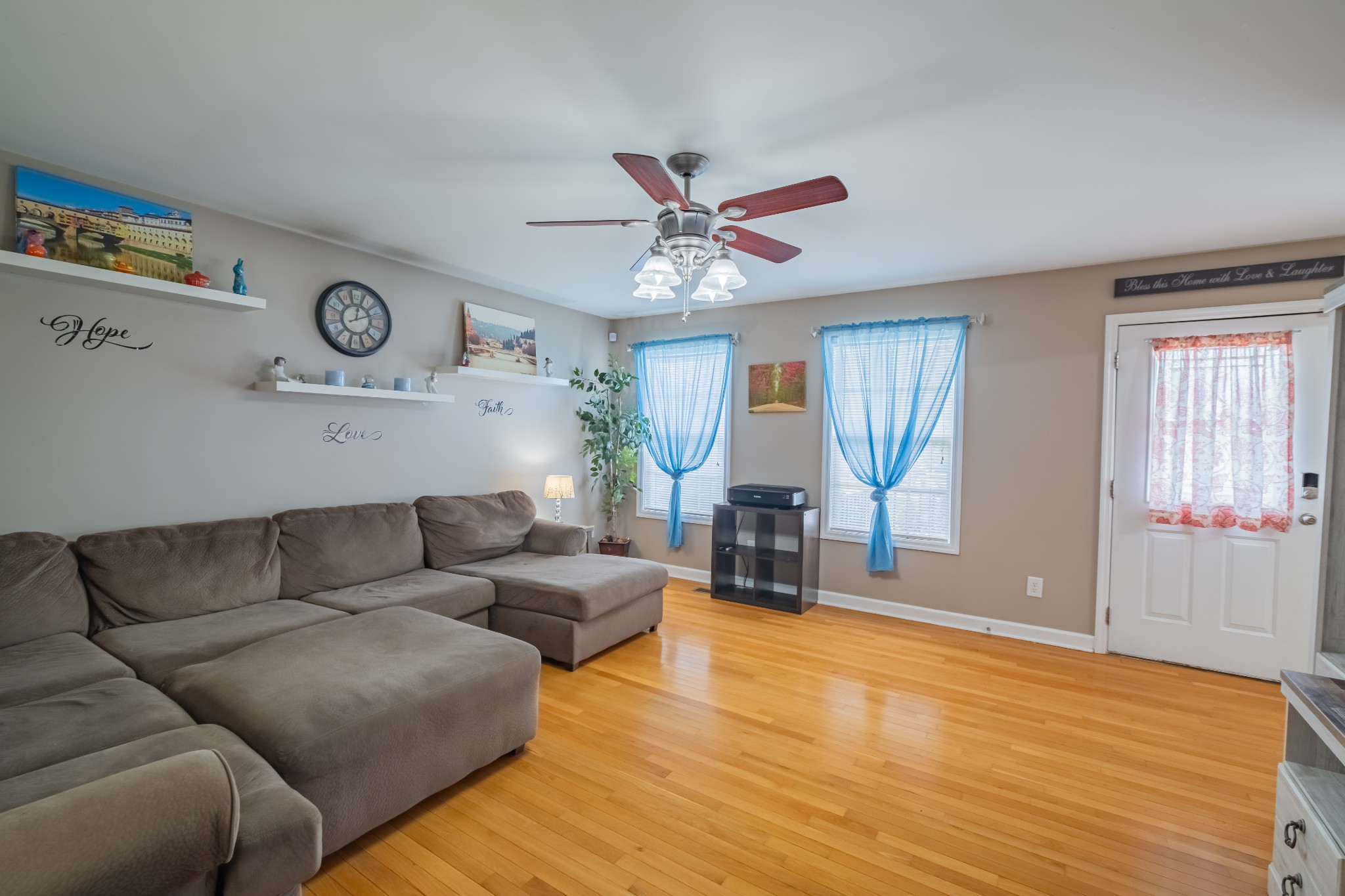 61 Brookfield Cir