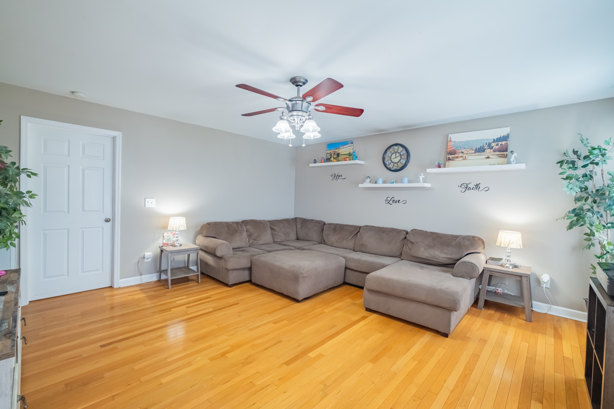 61 Brookfield Cir