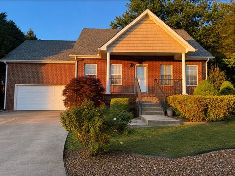 61 Brookfield Cir Winchester TN 37398