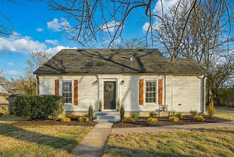 966 Greenwood Ct Clarksville TN 37040