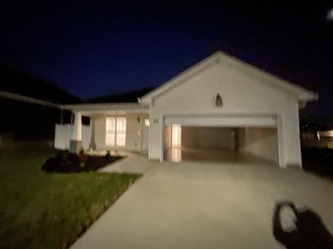 Photo of 110 War Admiral Ct, Hopkinsville, KY 42240 (MLS # 3123594)