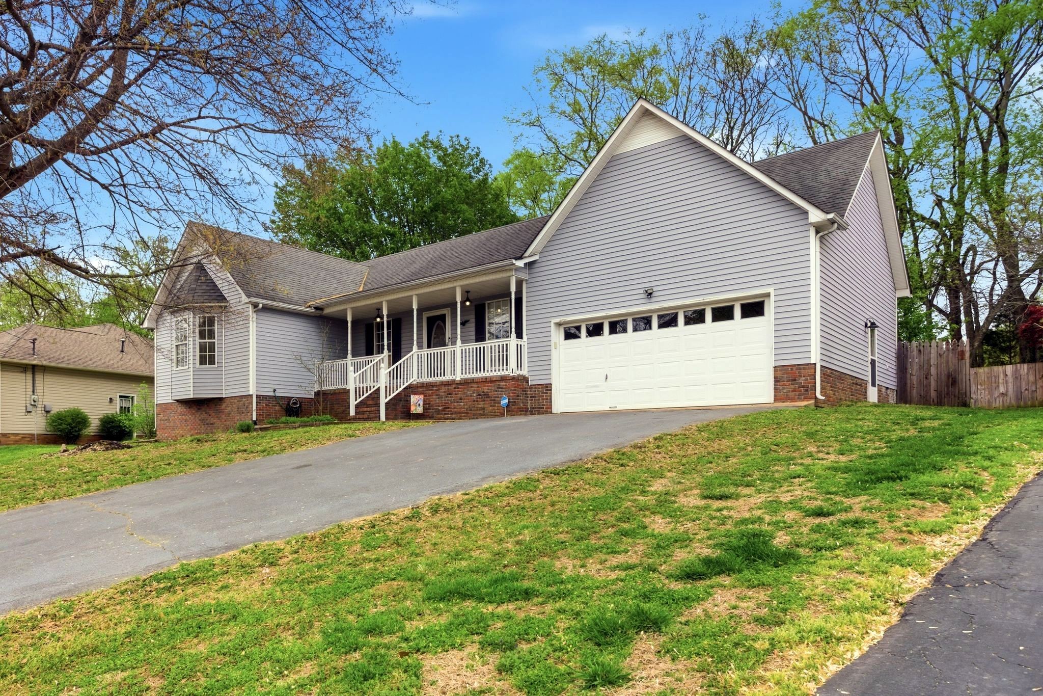 110 Green Vale Dr