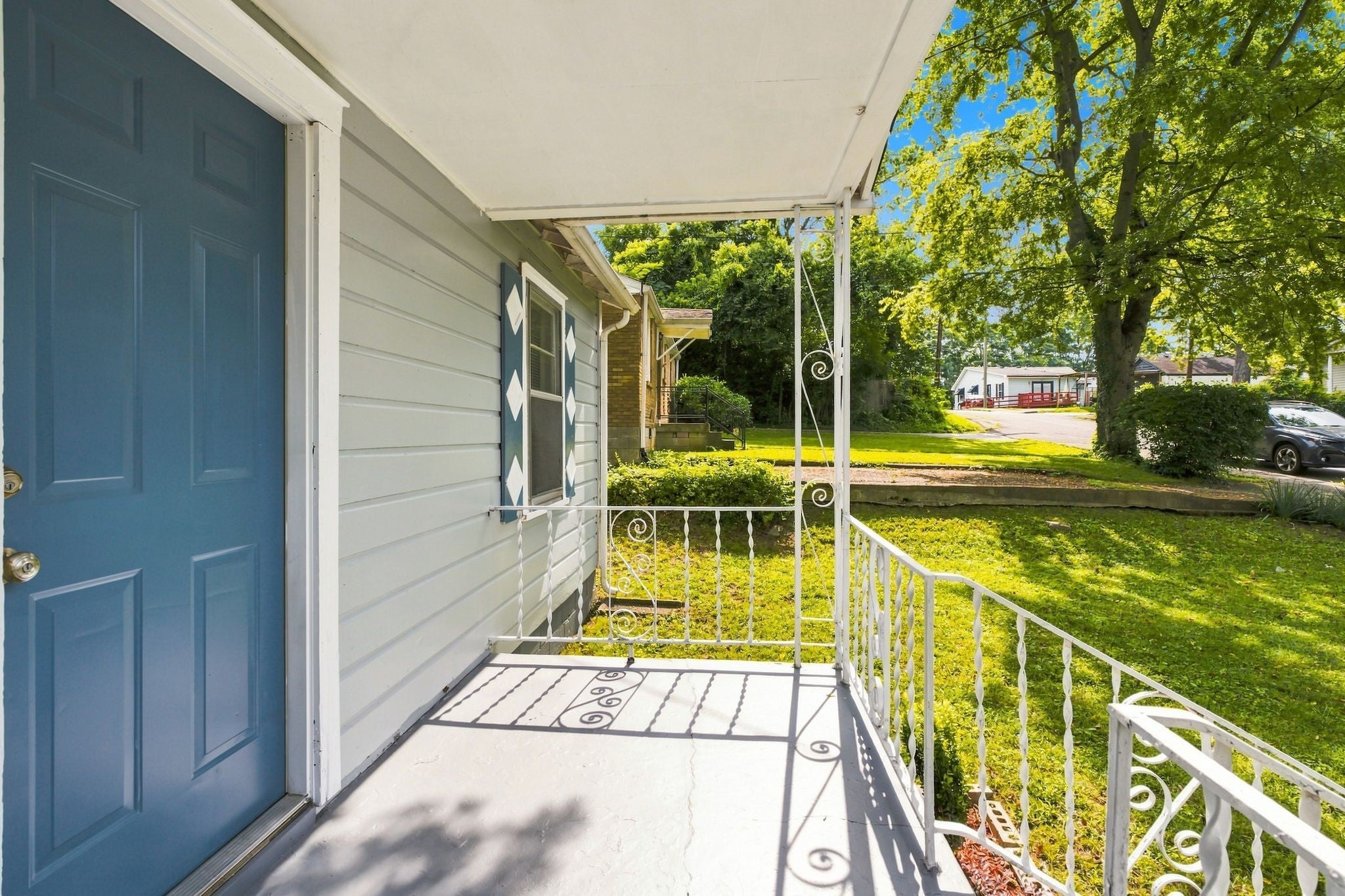 821 W Greenwood Ave, Nashville TN 37206 2-bed home, photo 5 of 27