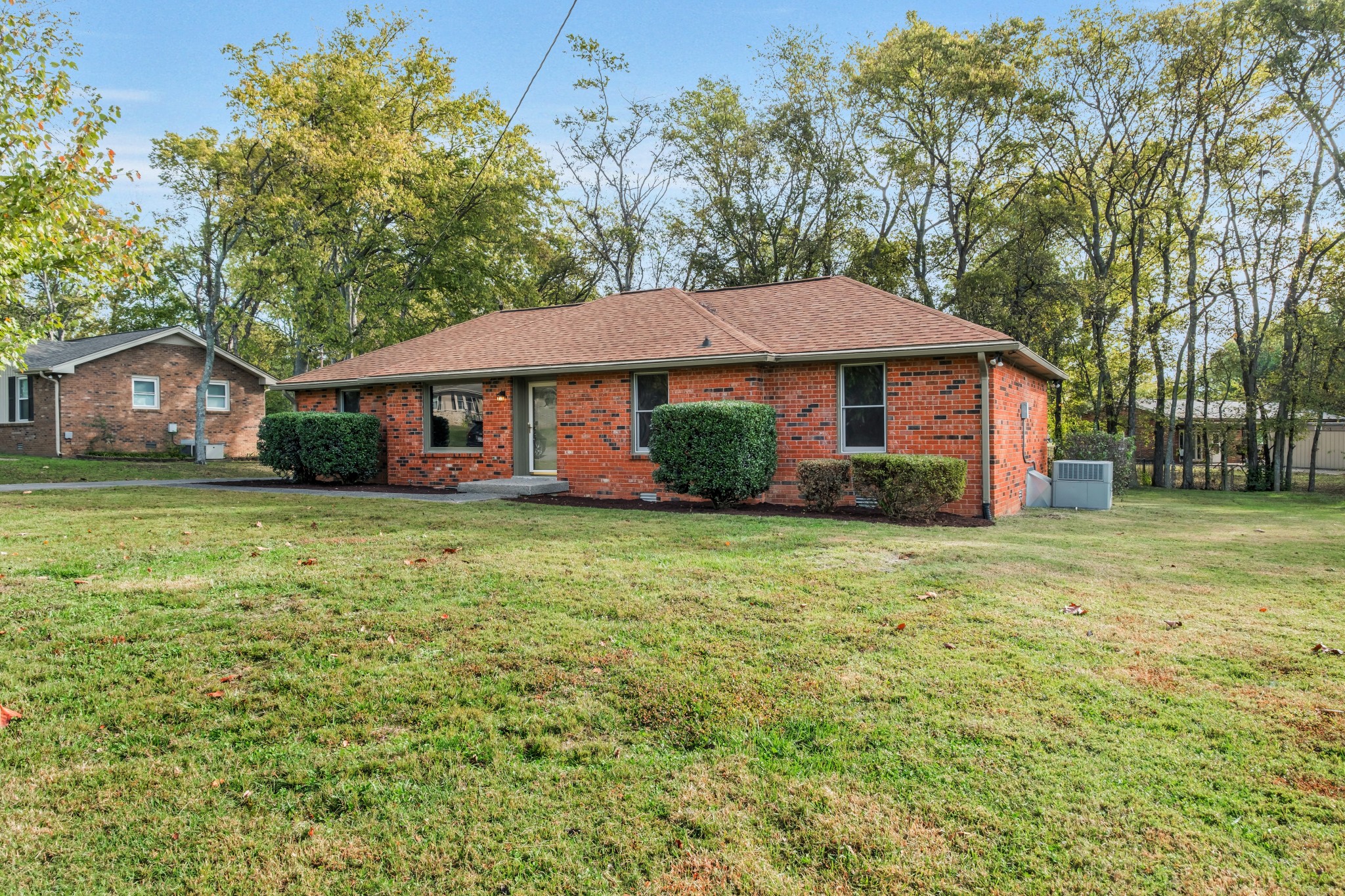 104 Iris Ct