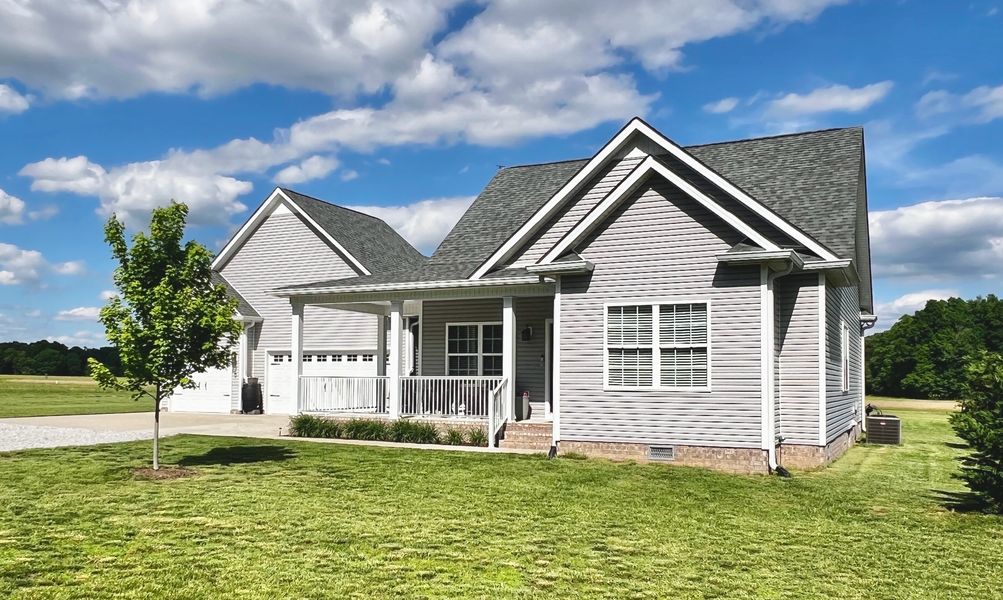 401 Hancock Ln