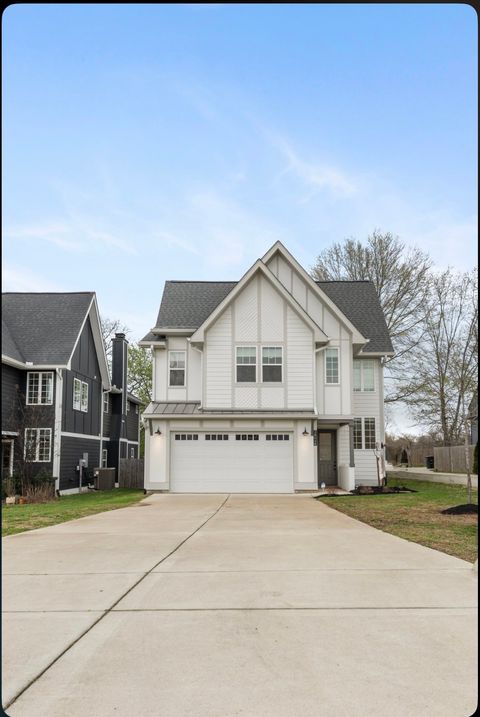 2805B Meadow Rose Dr Nashville TN 37206