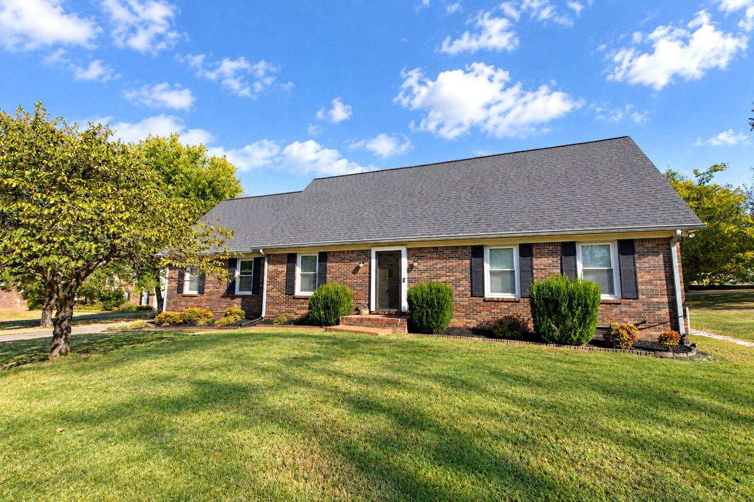 115 Herman Harrison Dr