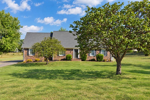 115 HERMAN HARRISON DR, HENDERSONVILLE, TN 37075 - Image 4cdde6c2e84114e5bd130a92d2d1dbd7/2205107551