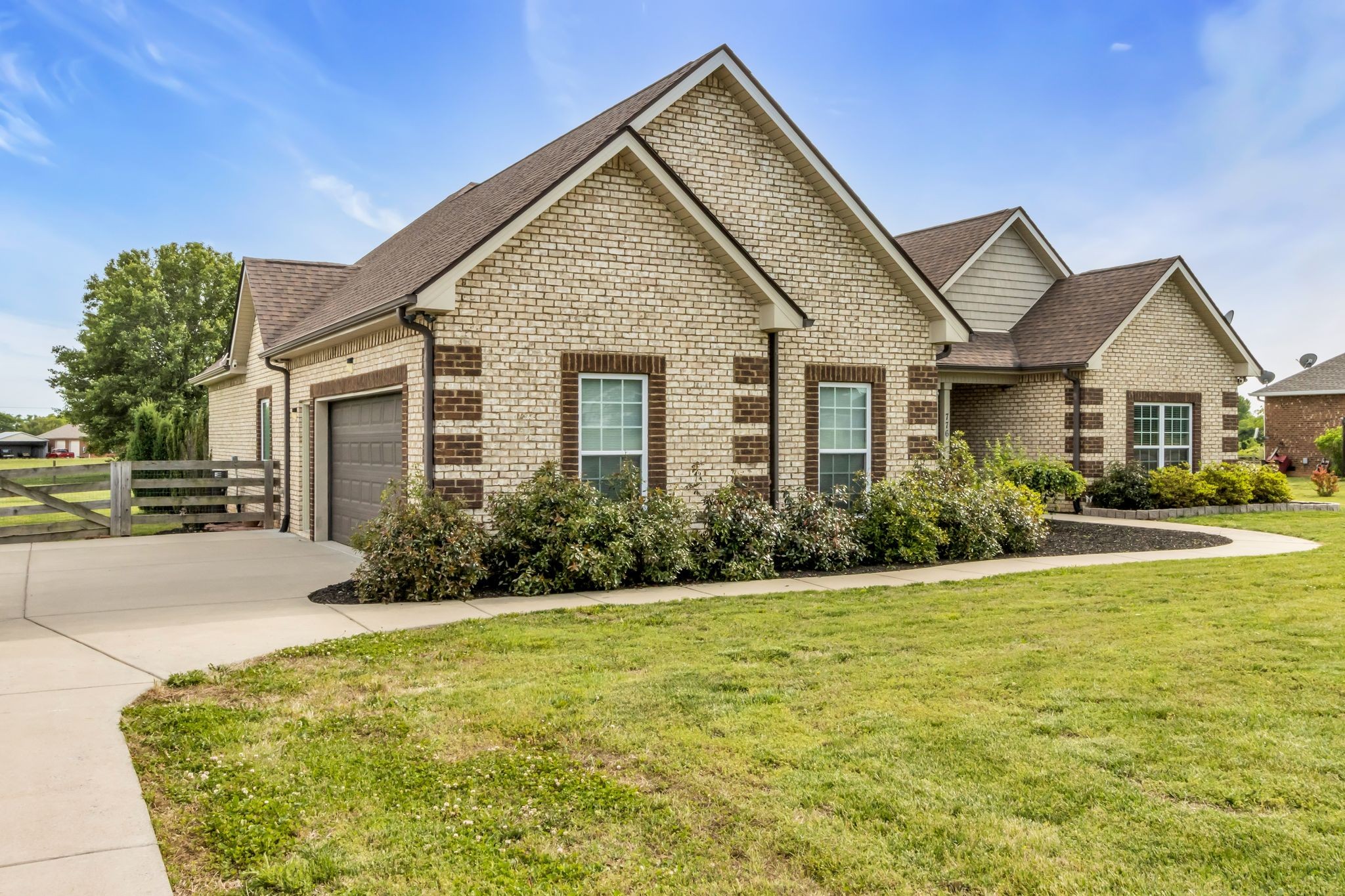 776 Farmer Rd