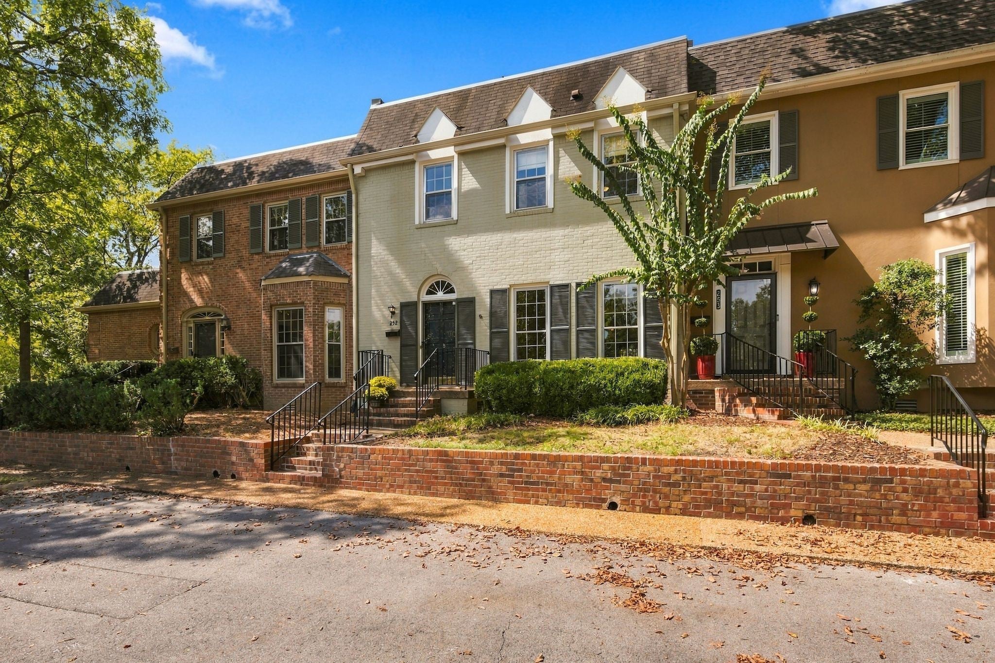 4400 Belmont Park Ter 252