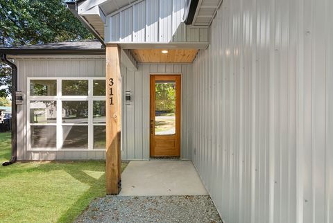 311 W Linden Ave Hohenwald TN 38462