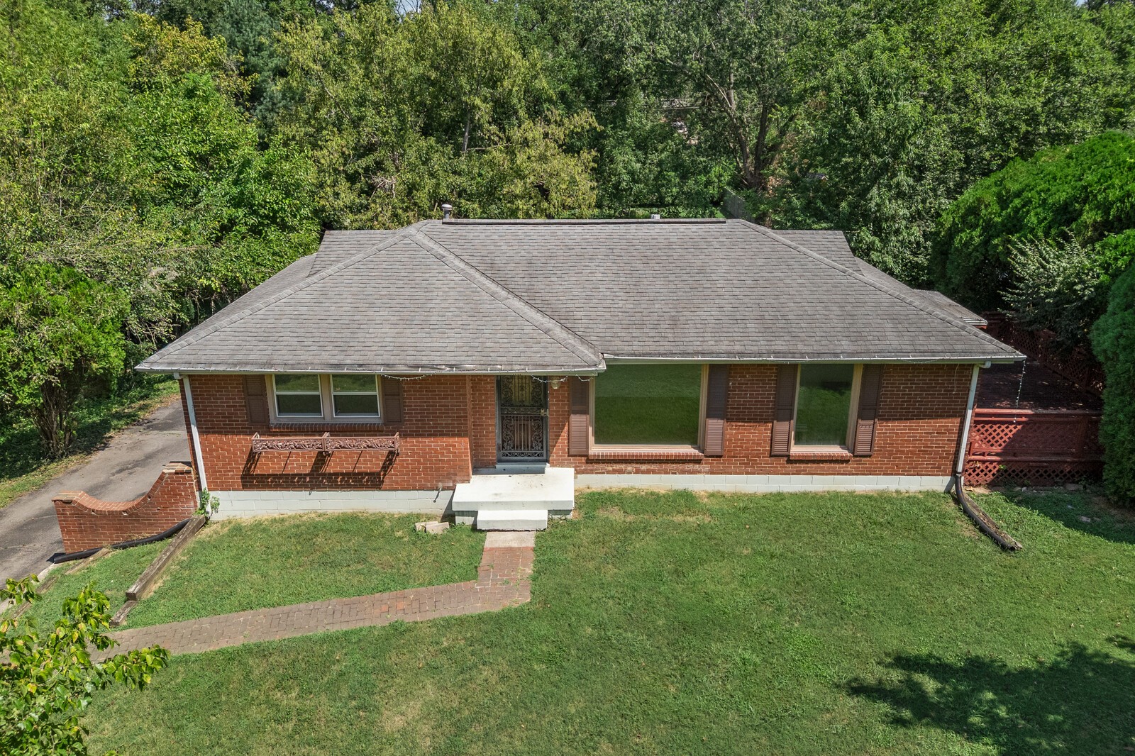 2408 Ridgeland Dr