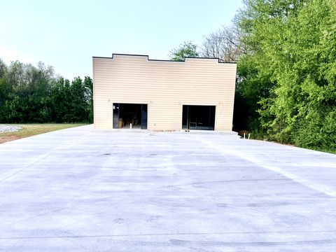 913 S College St Winchester TN 37398