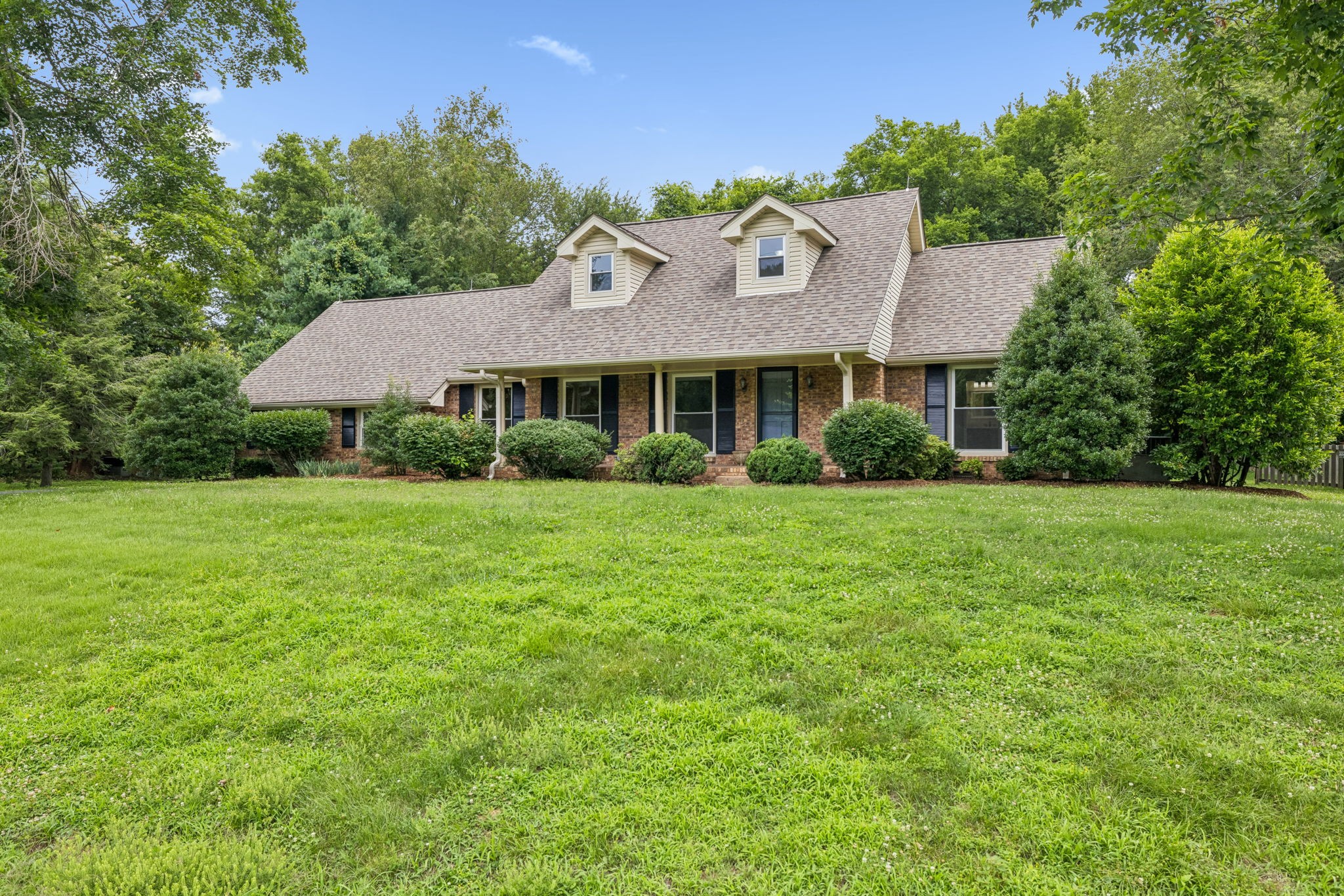 108 Poteat Pl, Franklin TN 37064 5-bed home, photo 2 of 30