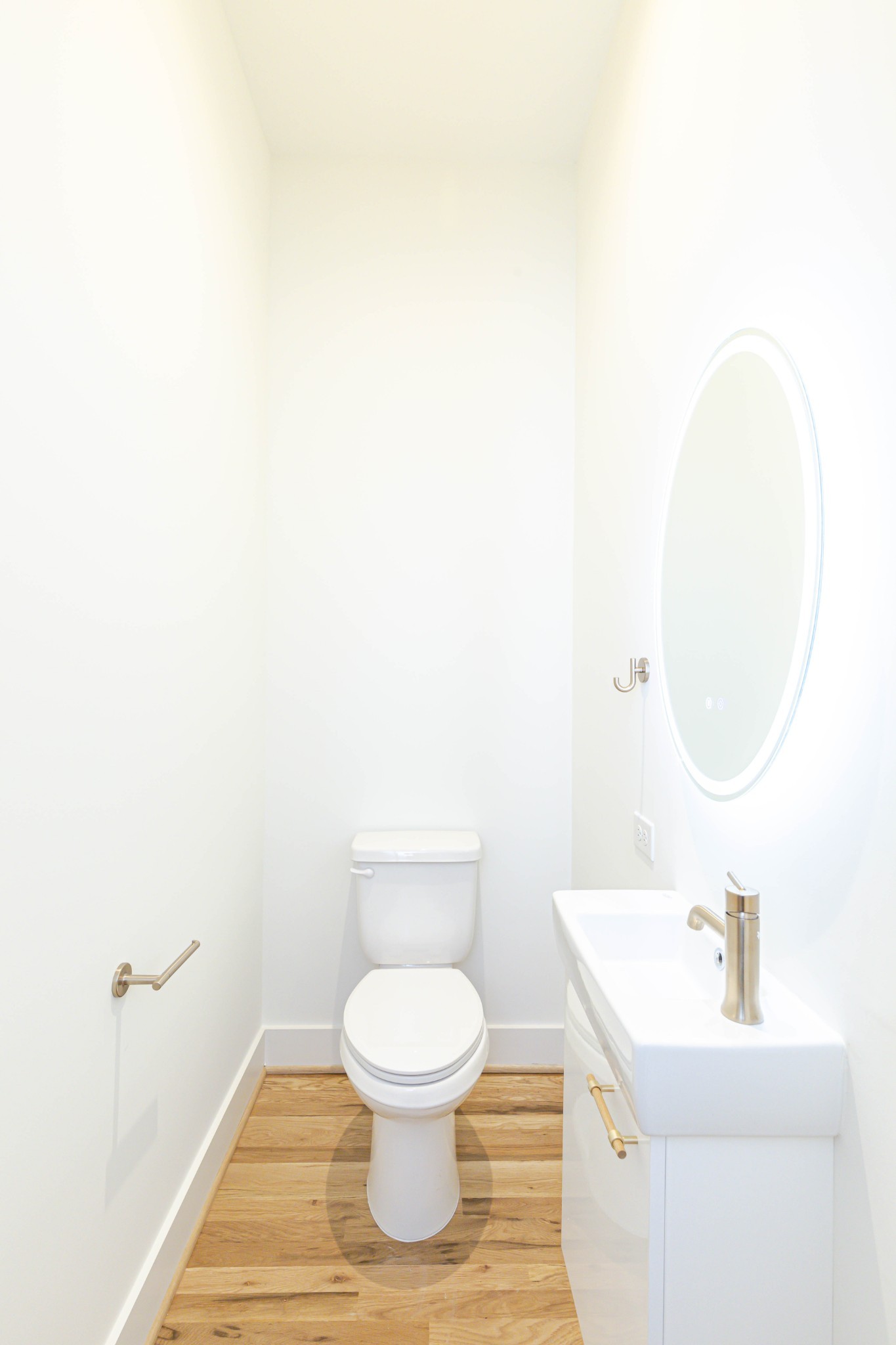 Nashville, Tennessee 37212, United States, 2 Bedrooms Bedrooms, ,1 BathroomBathrooms,Residential,Active,171024