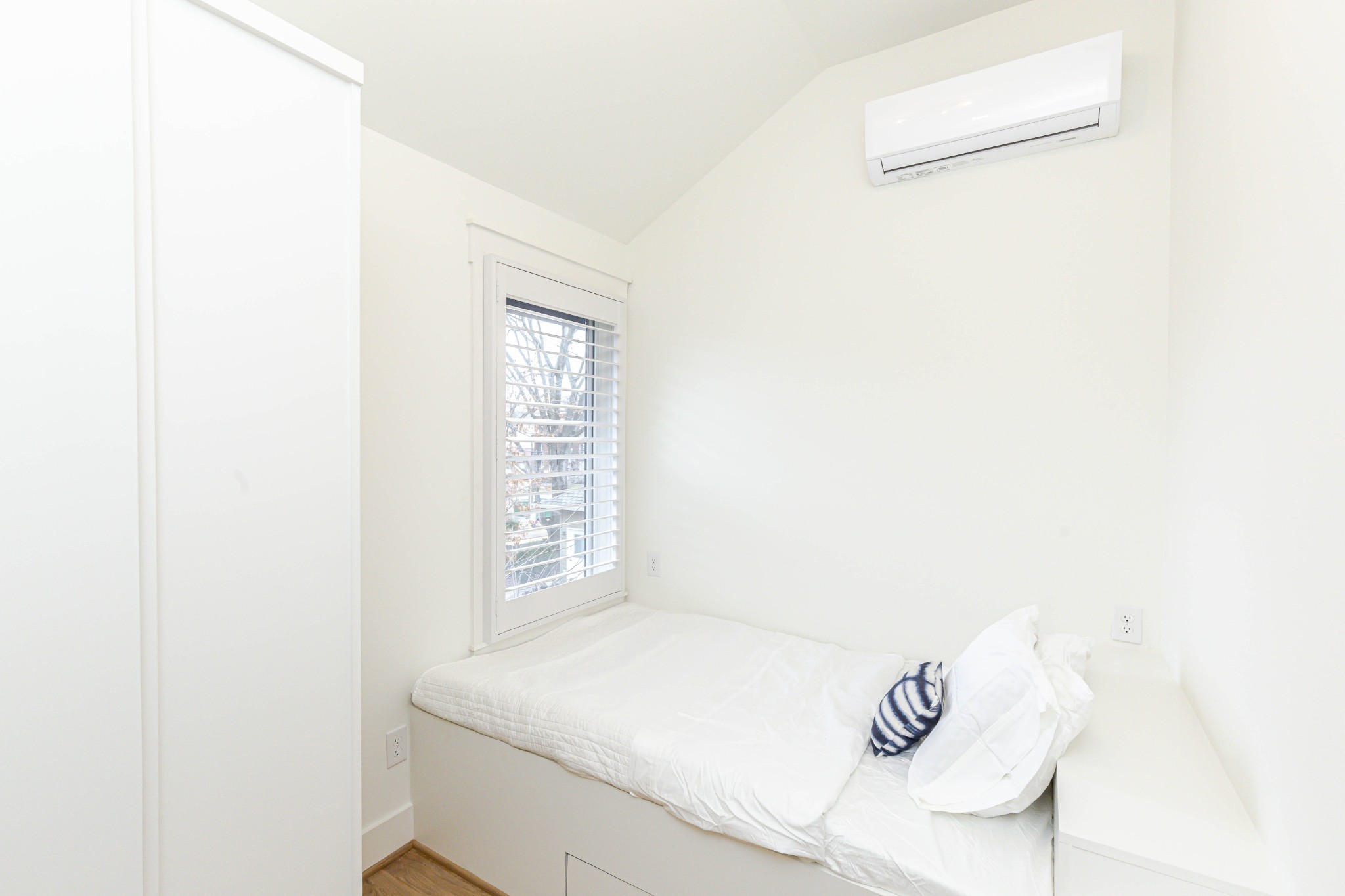 Nashville, Tennessee 37212, United States, 2 Bedrooms Bedrooms, ,1 BathroomBathrooms,Residential,Active,171024