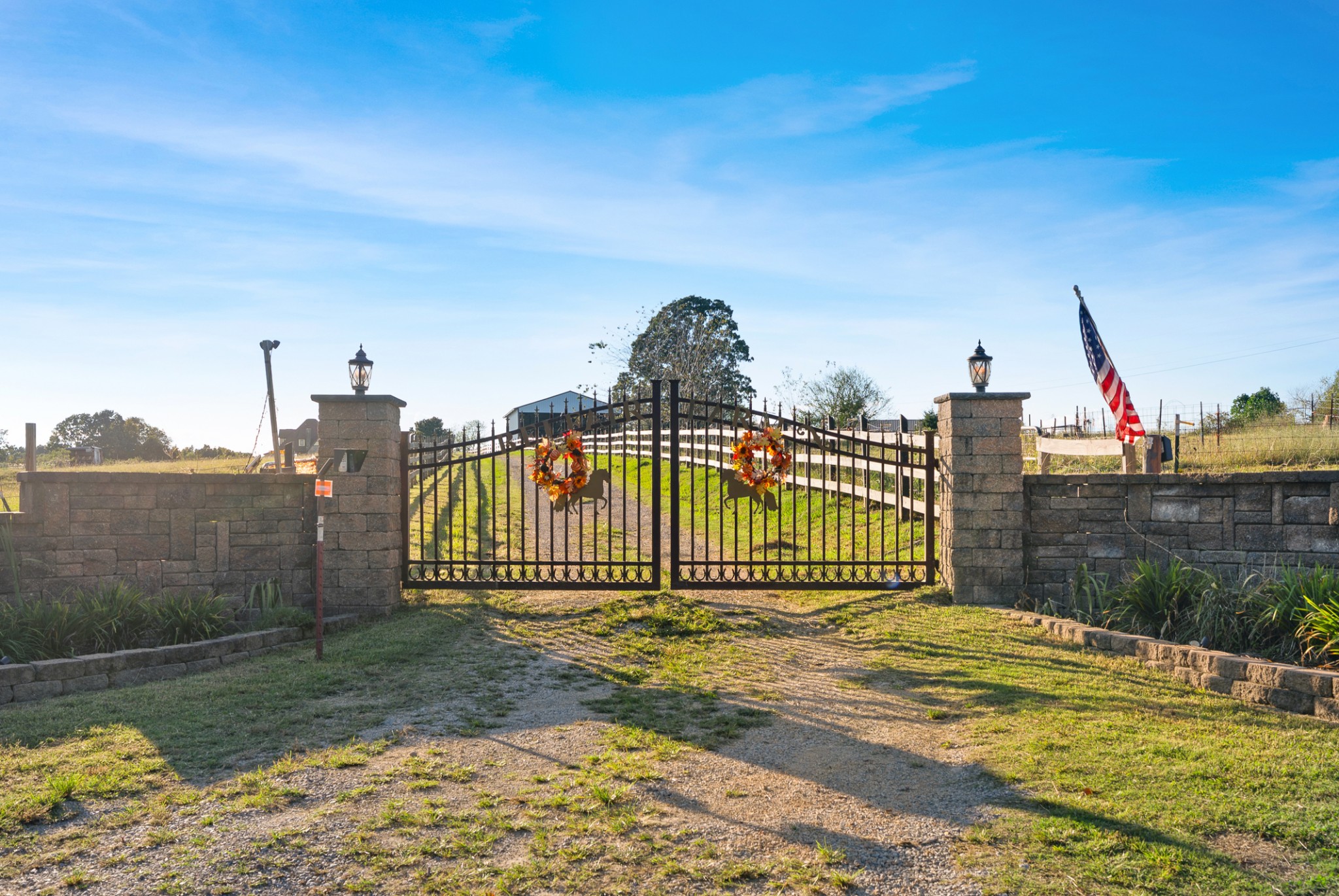 9855 Buttermilk Ridge Rd