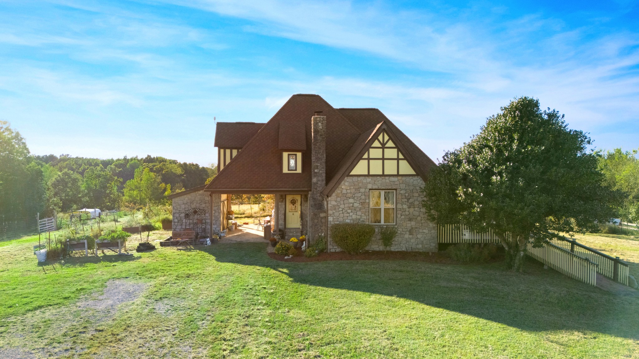 9855 Buttermilk Ridge Rd