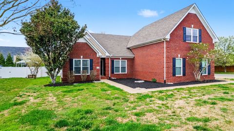 1816 Potters Ct Murfreesboro TN 37128