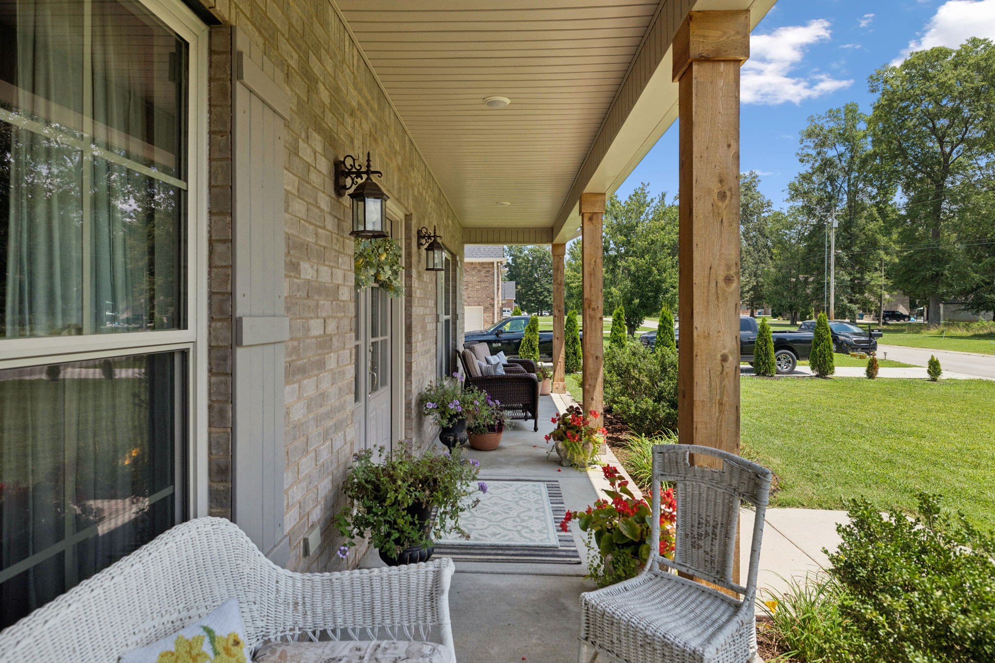 718 Lexington Cir