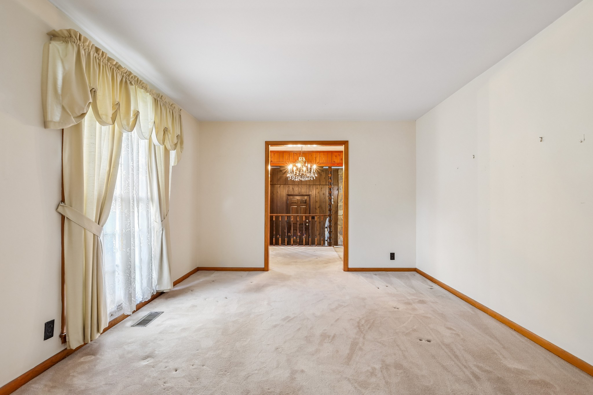 301 Raywood Ct