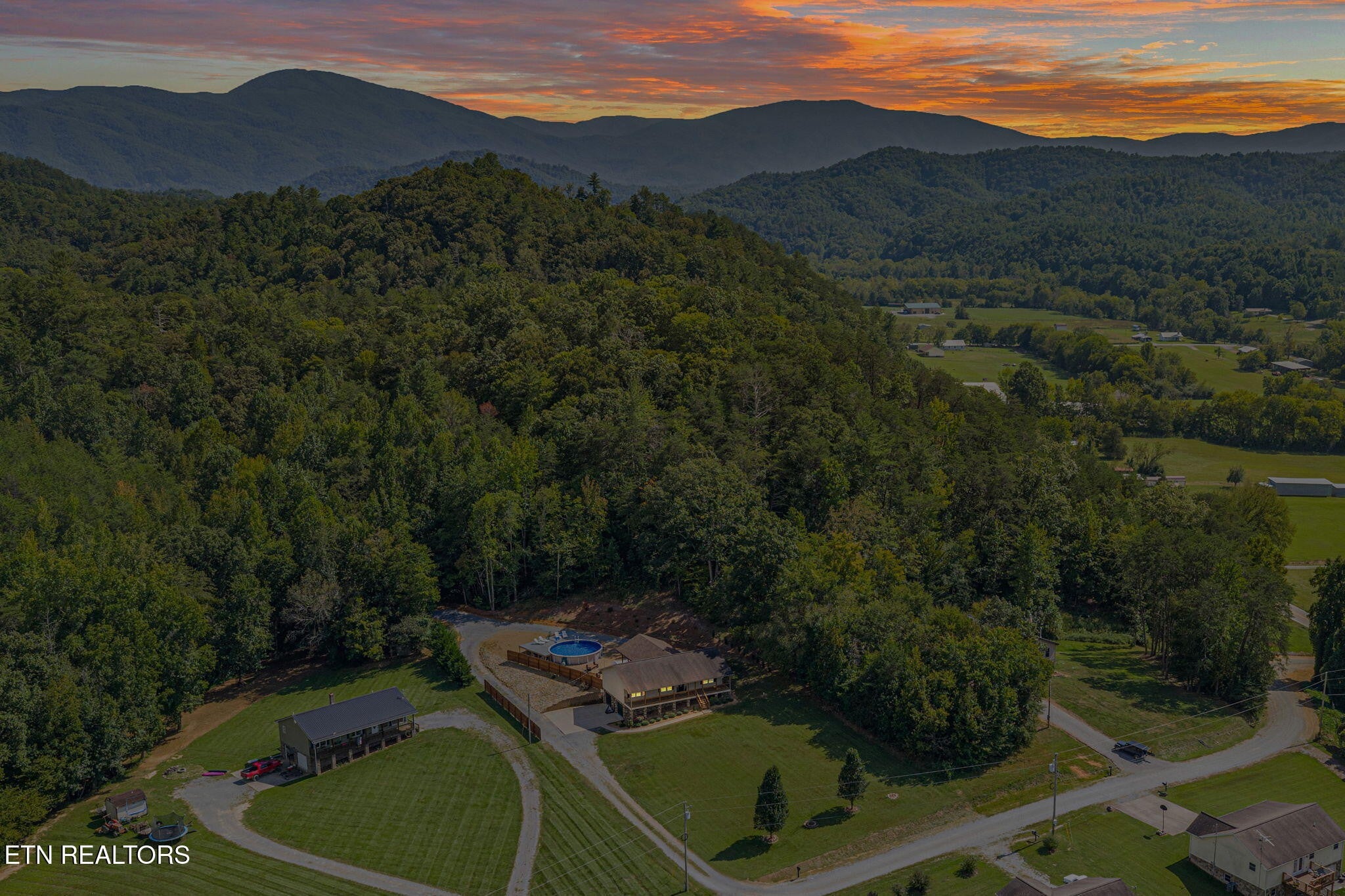 221 Pearl Meadows Way