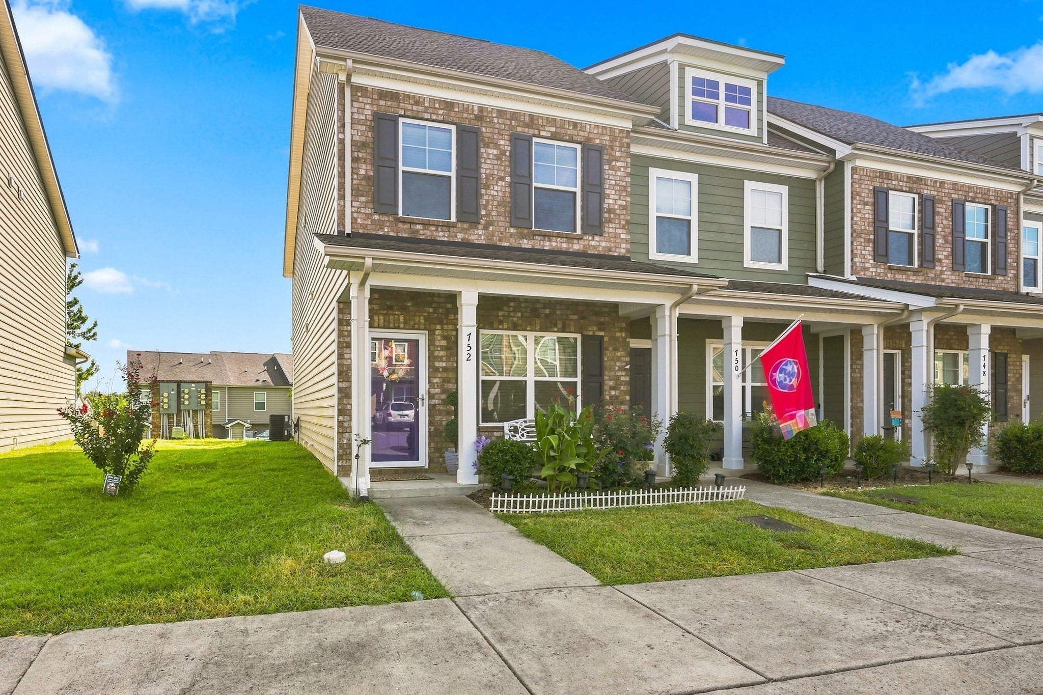 2-bed listing at 752 Bradburn Village Way, Antioch