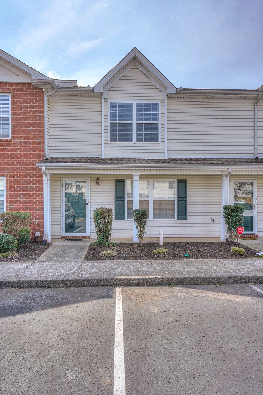 415 Arapaho Dr