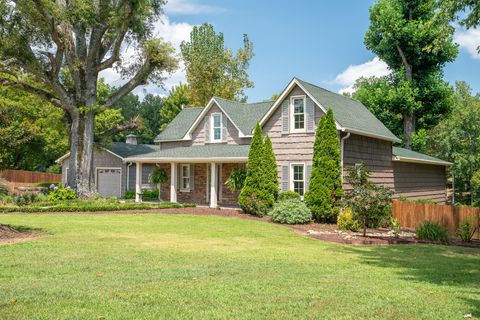 26 Durrett Rd Leoma TN 38468