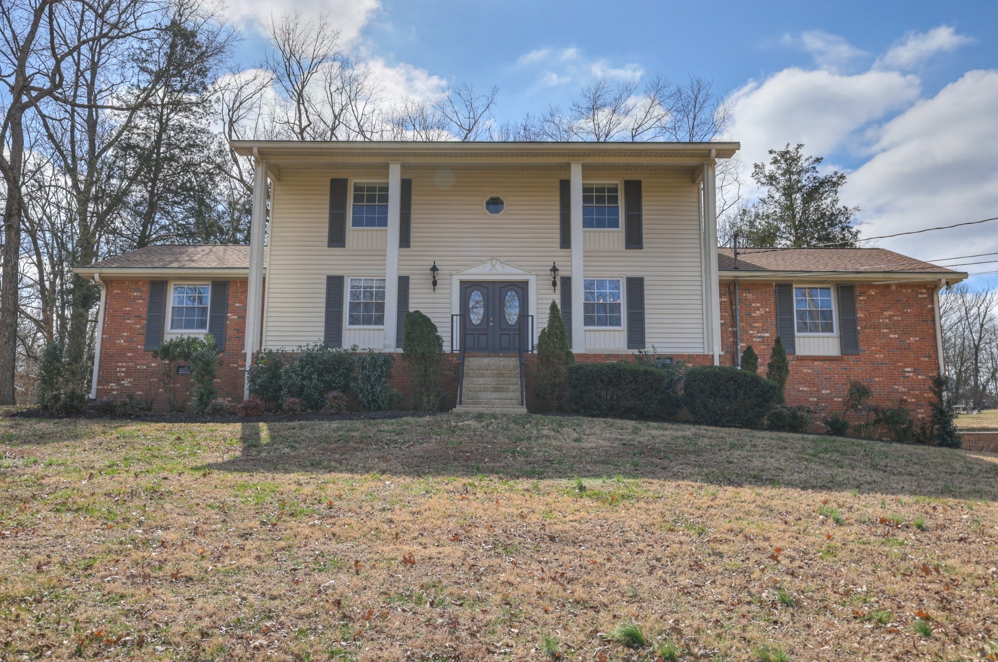 234 Bluegrass Cir