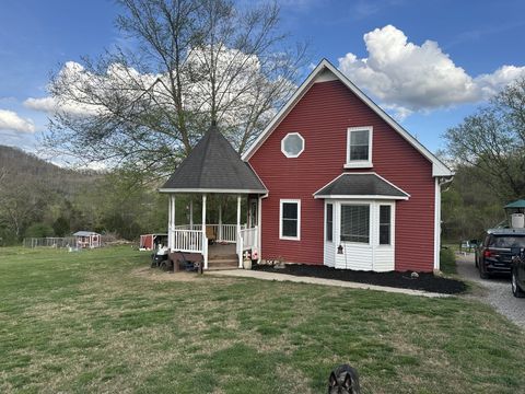 21 Eckert Ln Pleasant Shade TN 37145