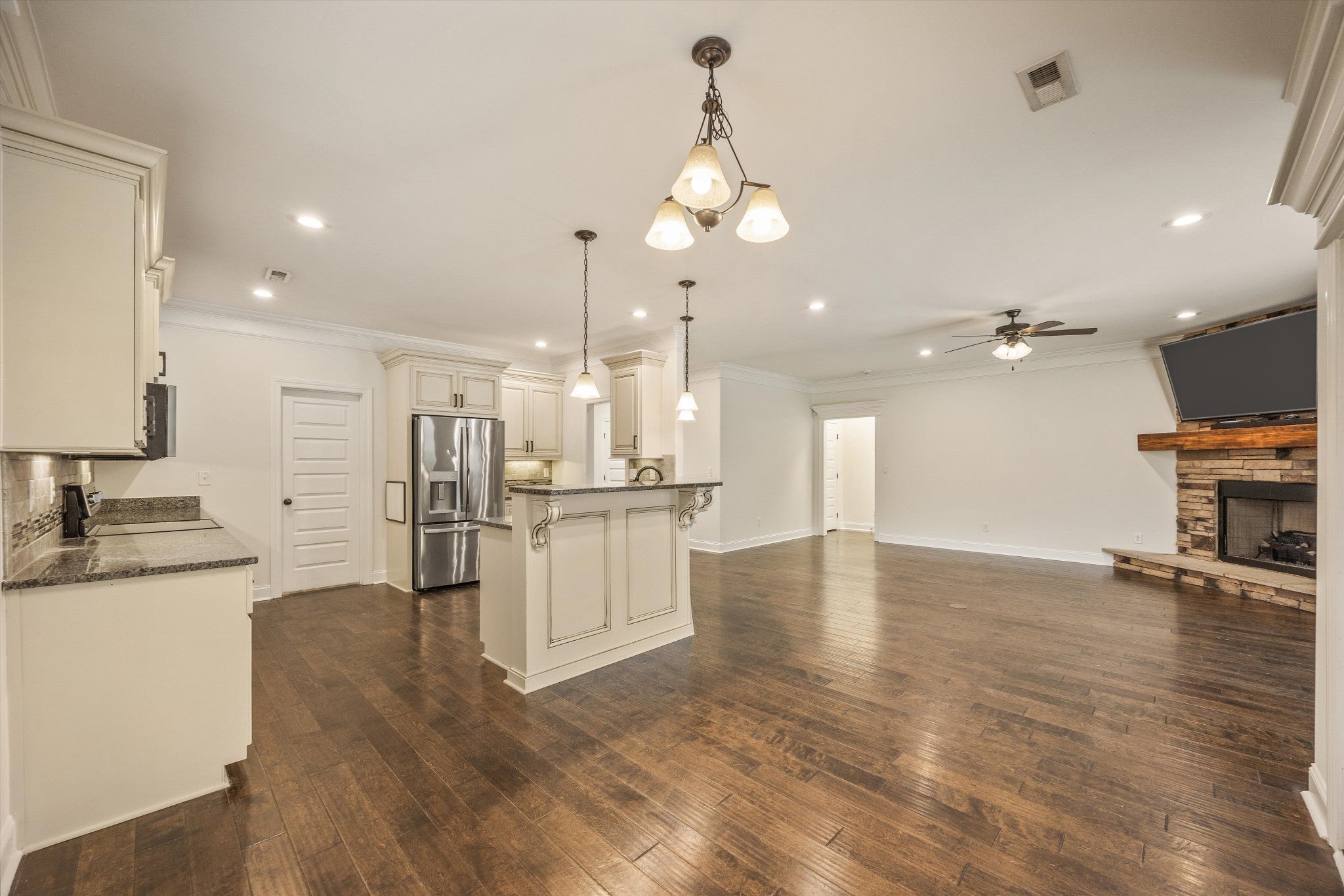 29 Knotting Hill Dr