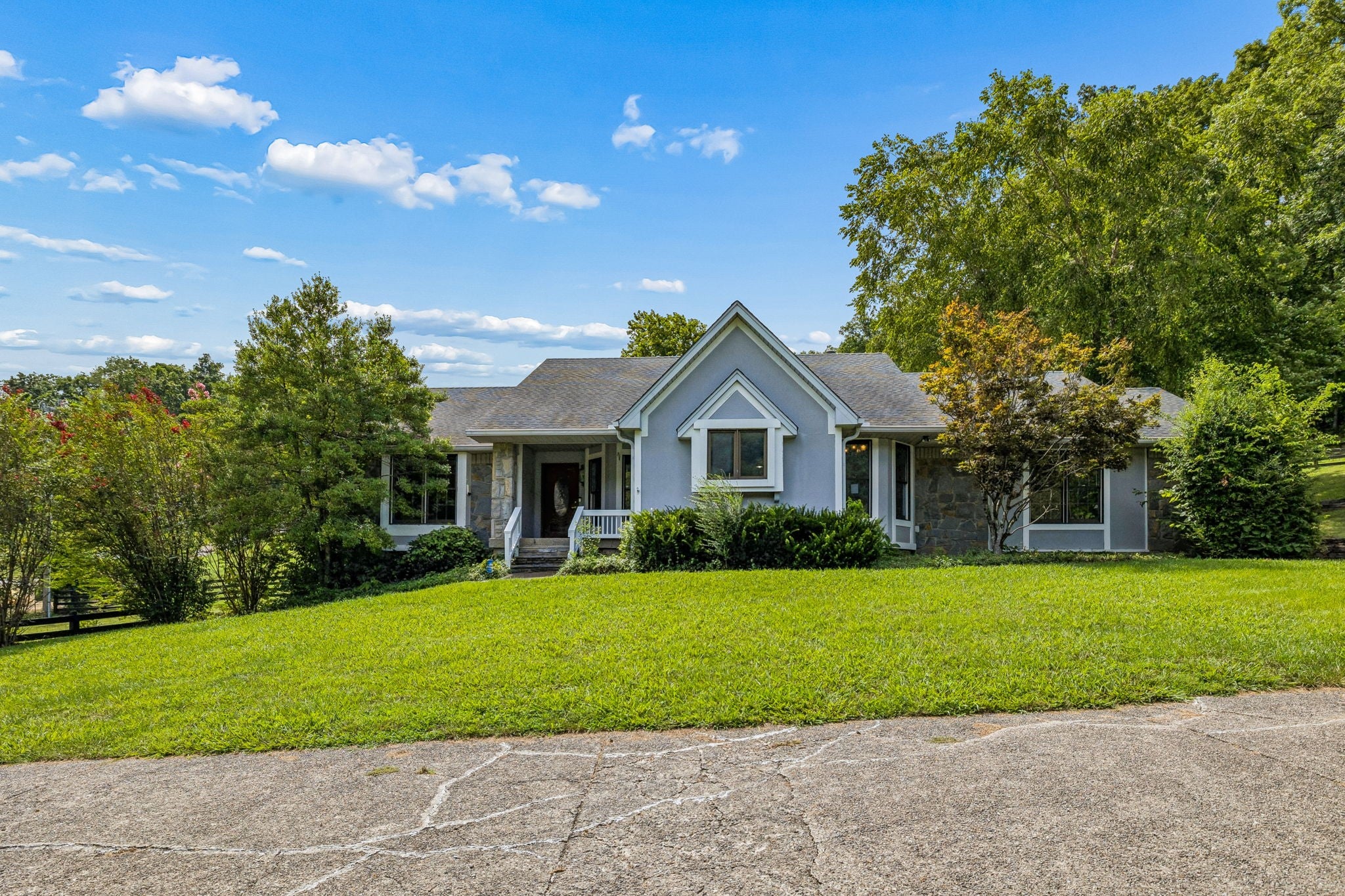 1035 Wallace Rd