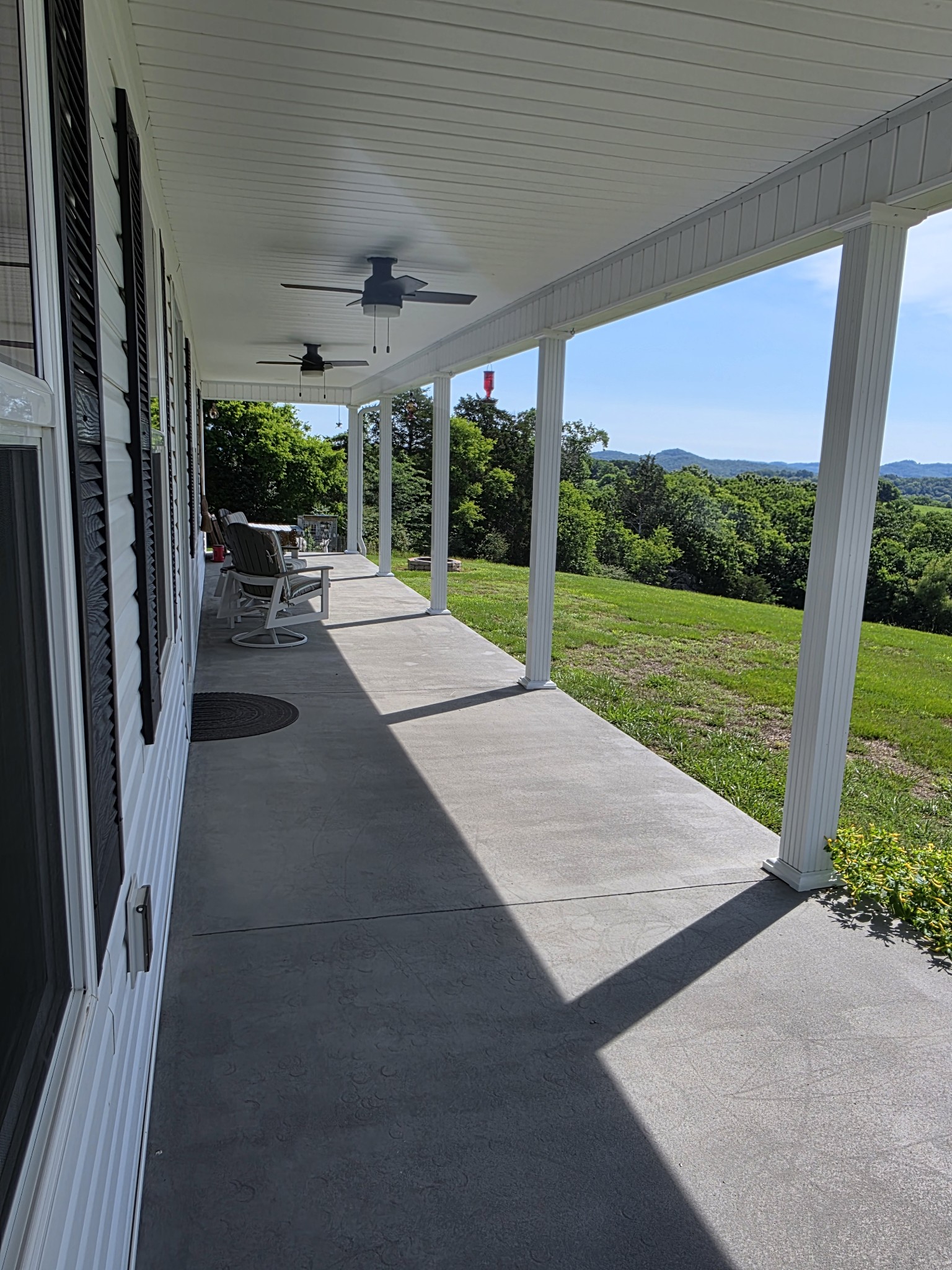 4 Lewis James Ln